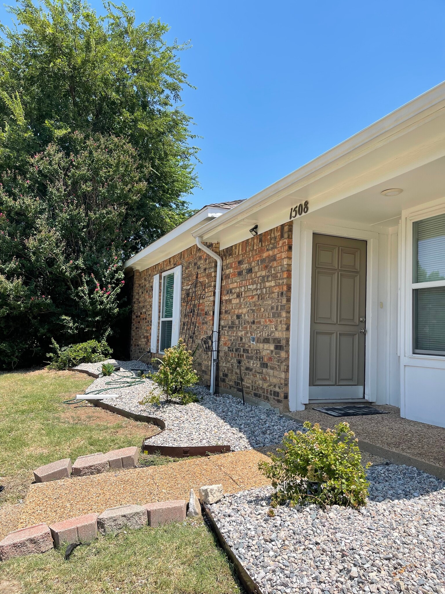 Building Photo - 1508 Nest Pl