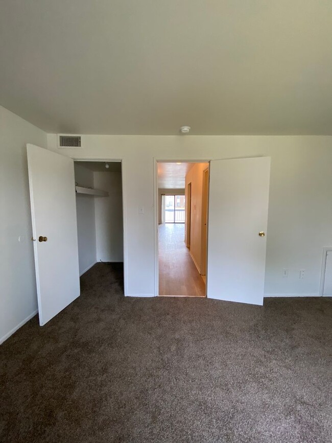 Building Photo - Lovely 1 BR / 1 BA Apartment in Mt. Joy!