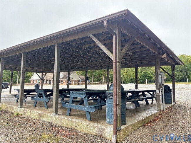 Building Photo - 509 Montgomery Dr