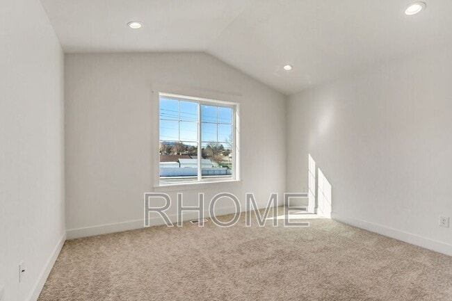 Building Photo - 10584 Canyon Villa Dr
