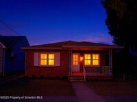 Building Photo - 285 Lyndwood Ave
