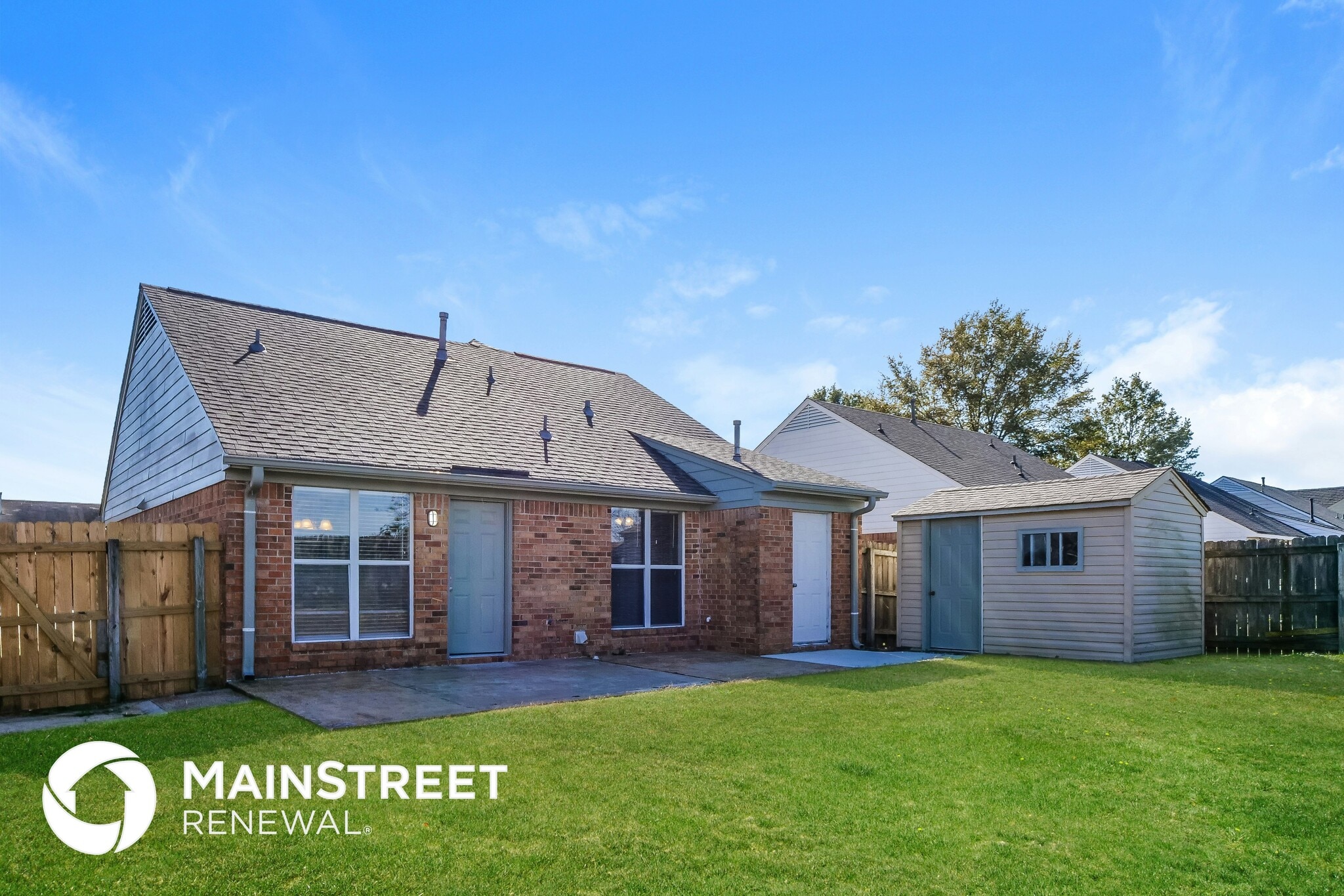 Building Photo - 5677 Kaitlyn Dr W