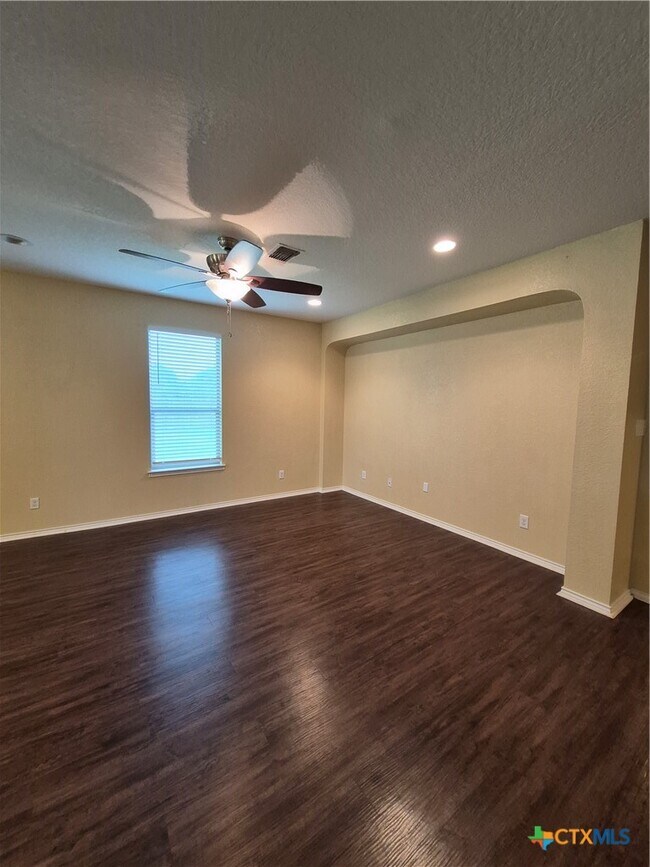 Building Photo - 1492 Jordan Crossing