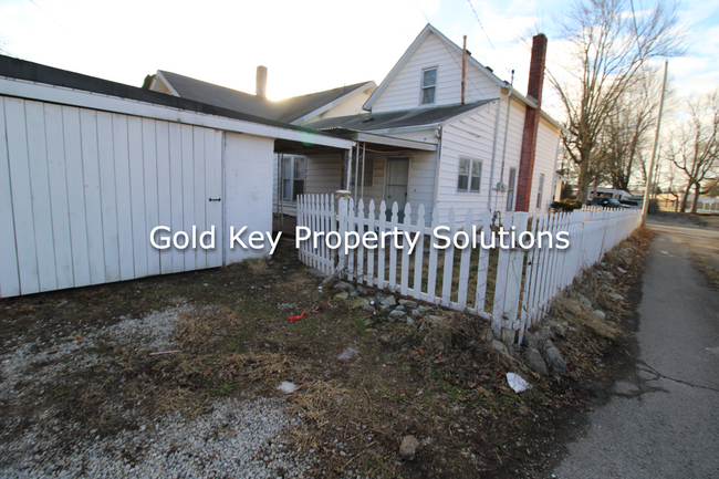 Building Photo - 3 Bed 1 Bath Home For Rent (SECTION 8 APPR...