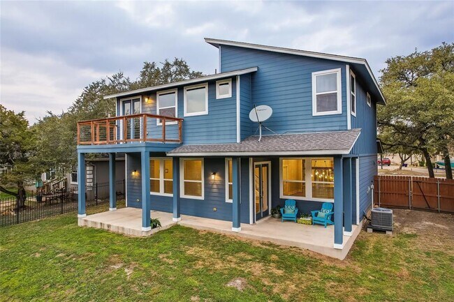 Building Photo - 18529 Staghorn Dr