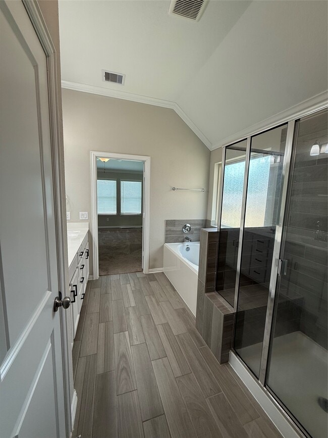 Building Photo - 1562 Ancient Oak Ln