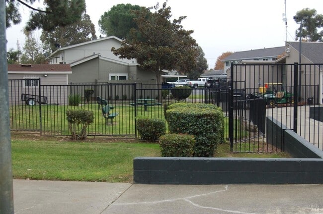 Building Photo - 77 El Toro Ct