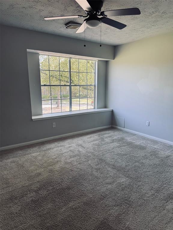 Building Photo - 16935 Valley Palms Dr