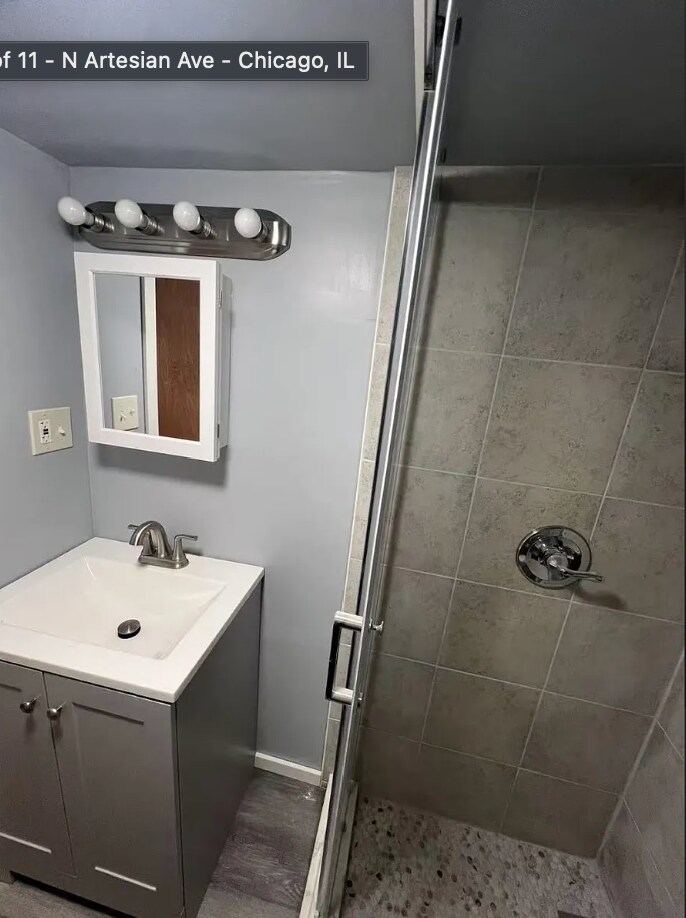 Building Photo - 1721 N Artesian Ave