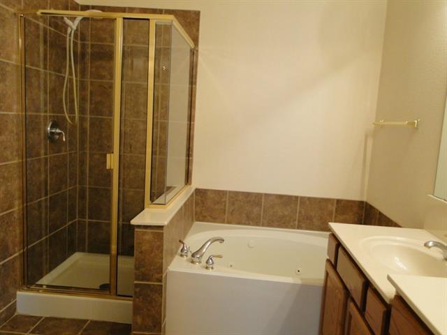 Building Photo - 2266 Maserati Dr