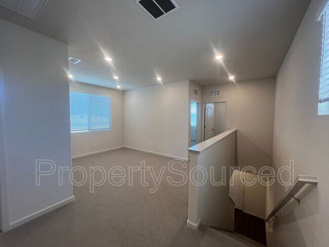 Building Photo - 2957 Mokelumne Ct