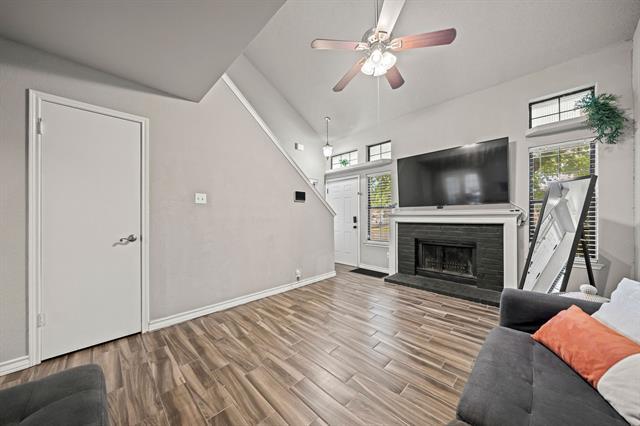 Building Photo - 216 Cutting Horse Ln