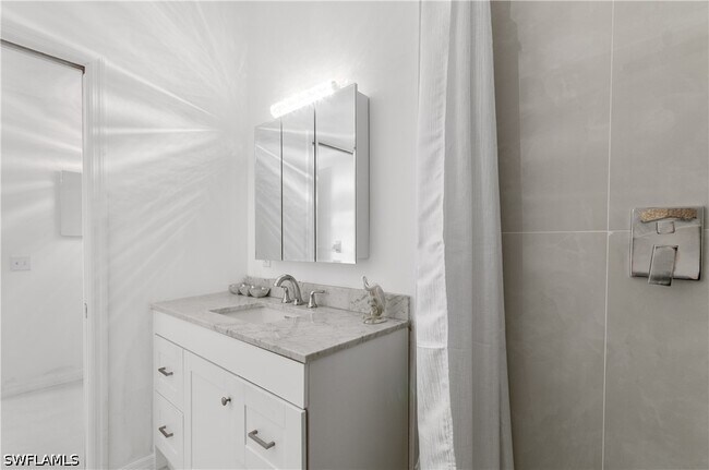 Building Photo - 79 Emerald Woods Dr