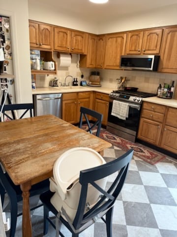 Building Photo - 501 Corte Sol