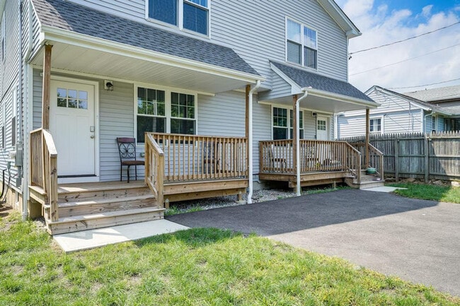 Building Photo - 51 Indian Ave