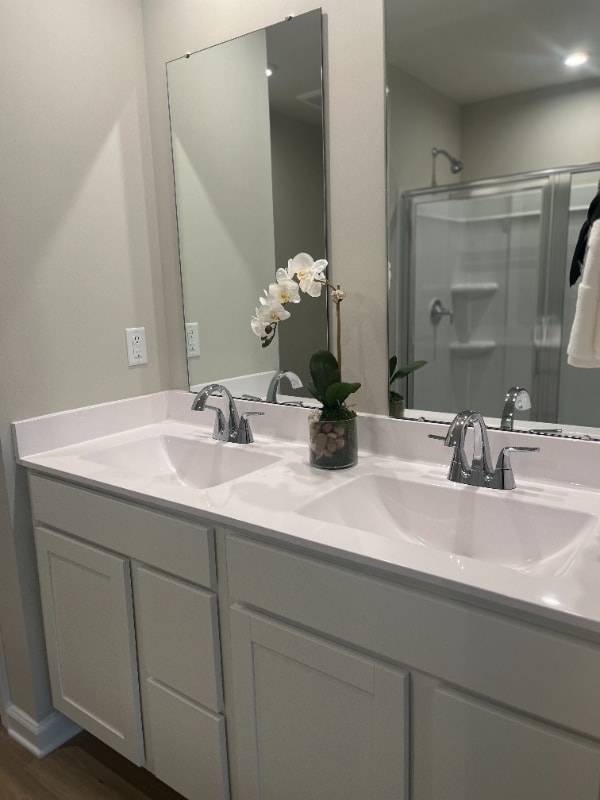 Building Photo - 532 Destination Way