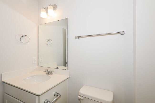 Building Photo - 313 Parkington Ln