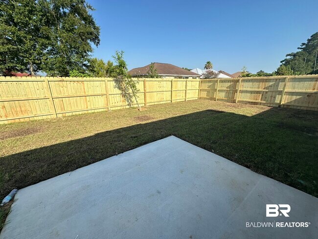 Building Photo - 13296 Shea Cir