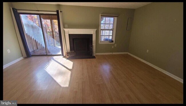 Building Photo - 11380 Cromwell Ct