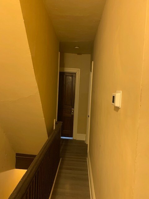 Building Photo - 150 S East St