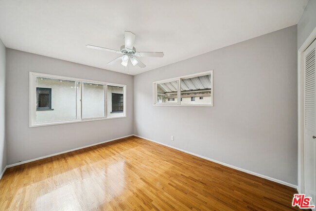 Building Photo - 5307 Vantage Ave