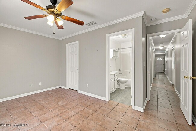 Building Photo - 413 Palmetto St