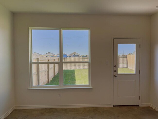 Building Photo - 8905 Ash Rd