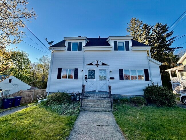 Building Photo - 21 Storrs Ave