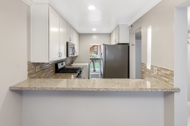 Building Photo - 386 Orange Blossom