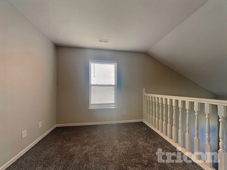 Building Photo - 3254 Blue Ash Ln