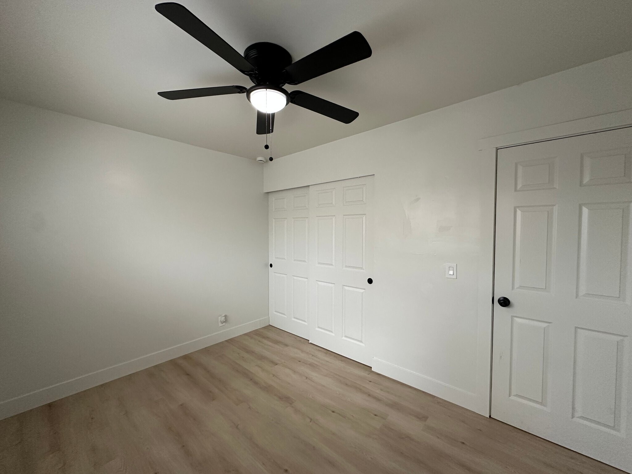 Building Photo - 1340 S 200 E