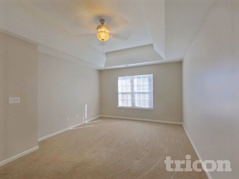 Building Photo - 5506 Linda Vista Ln