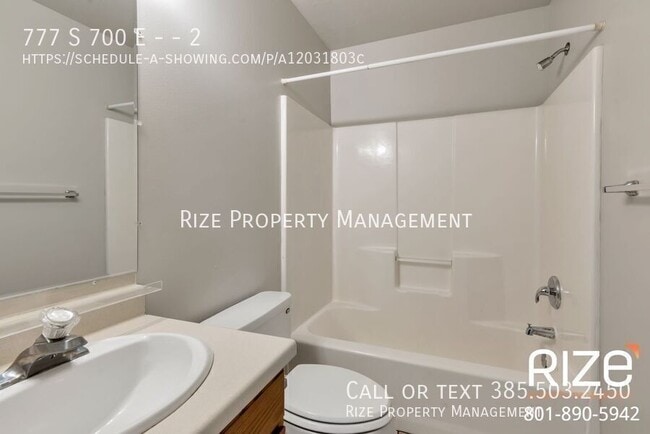Building Photo - 777 S 700 E