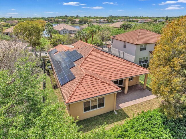 Building Photo - 19381 Stonebrook St