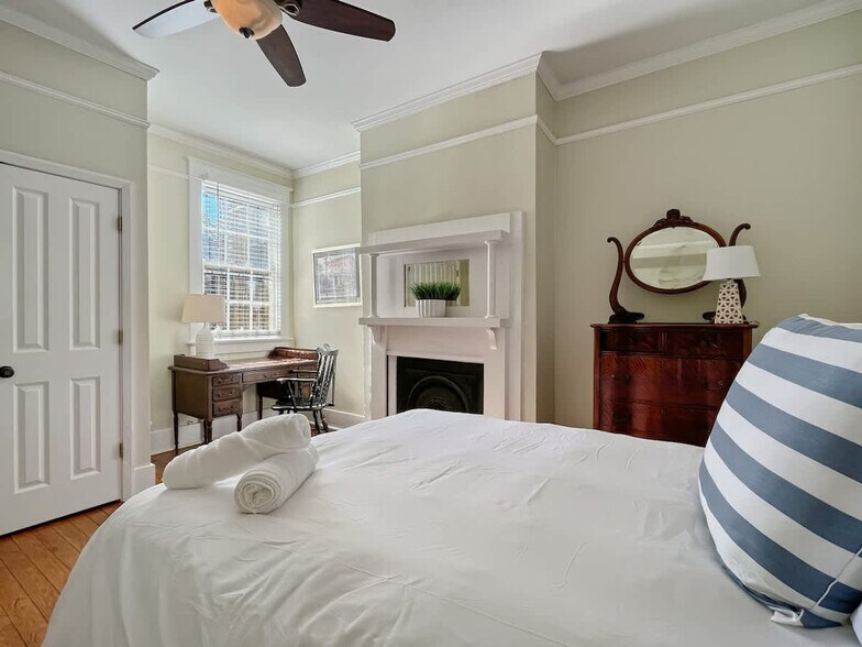 Building Photo - 209 W Bolton St