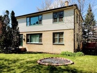 Building Photo - 8114-16 W Hampton Ave