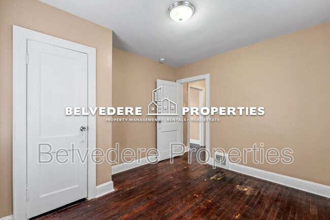 Building Photo - 437 W 24th St