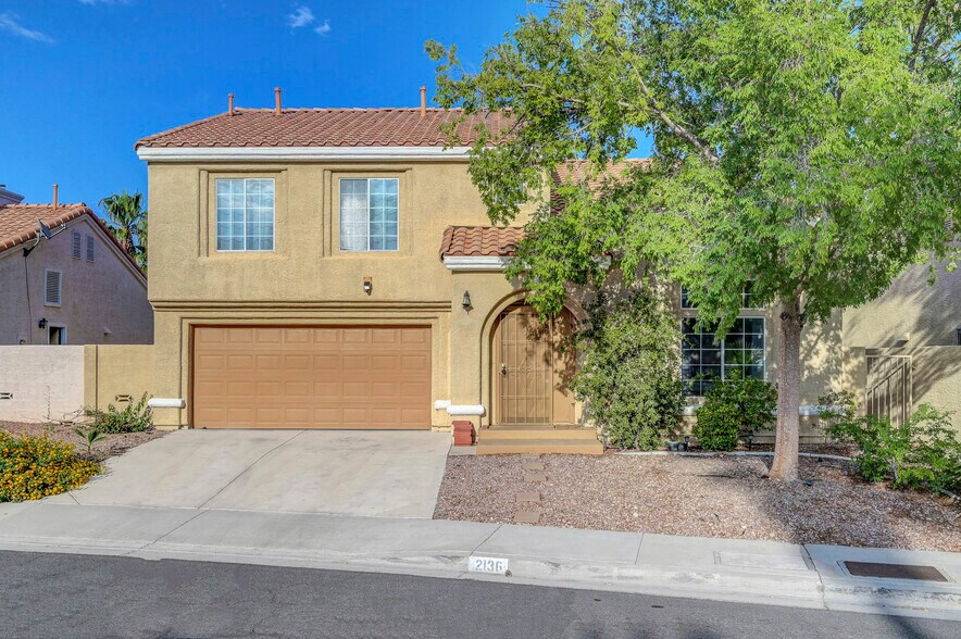 Building Photo - 2136 Birch Gray Dr