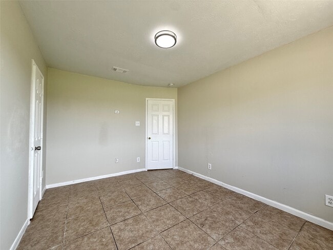 Building Photo - 13706 Audra Ln