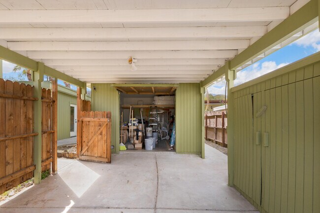 Building Photo - 38501 Bel Air Dr