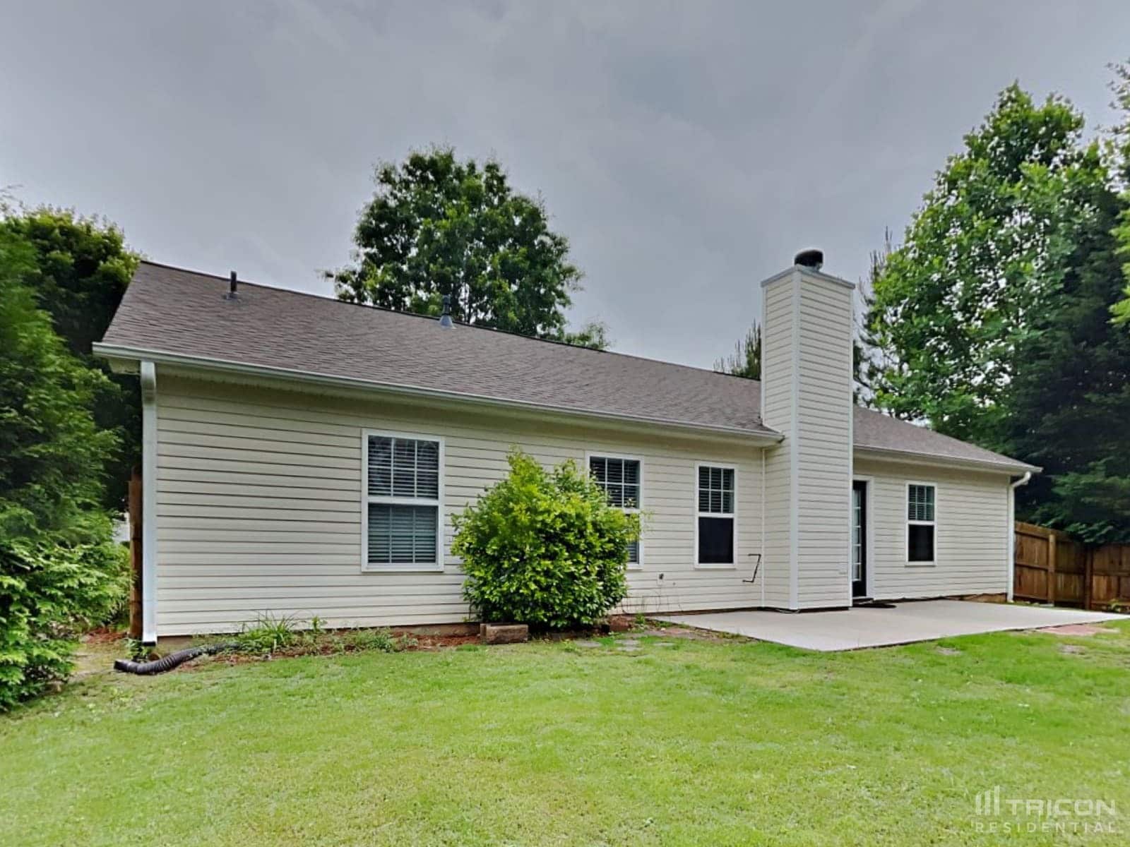 Building Photo - 82 Nashport Ln