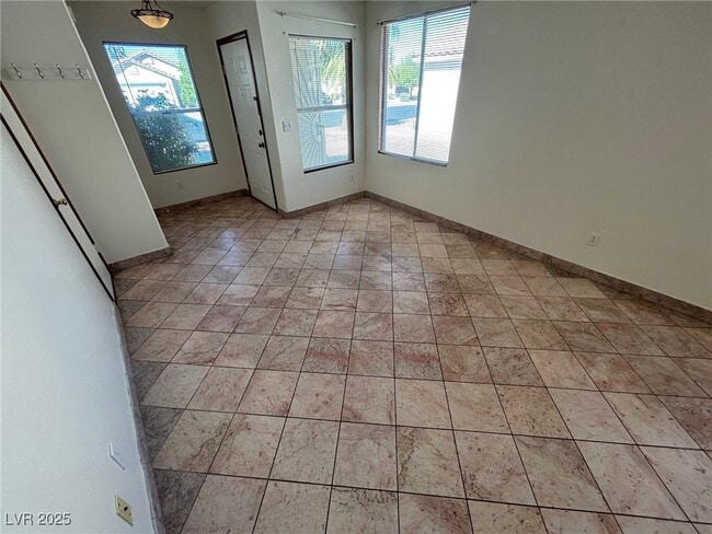 Building Photo - 625 Carlos Julio Ave