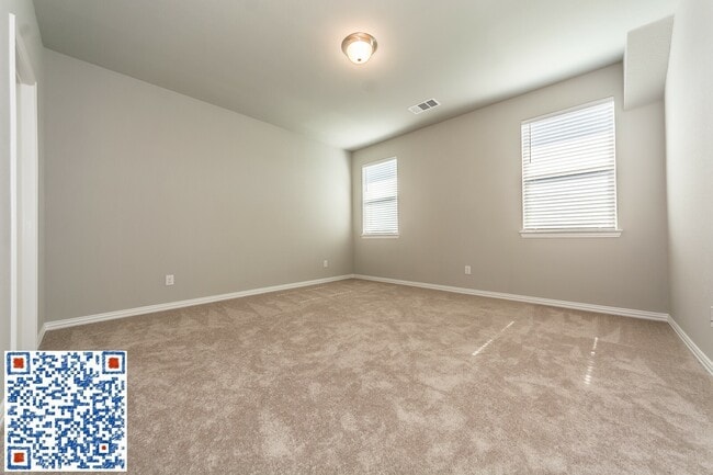 Building Photo - Adorable 3 Bedroom Townhouse-- Coming Soon!