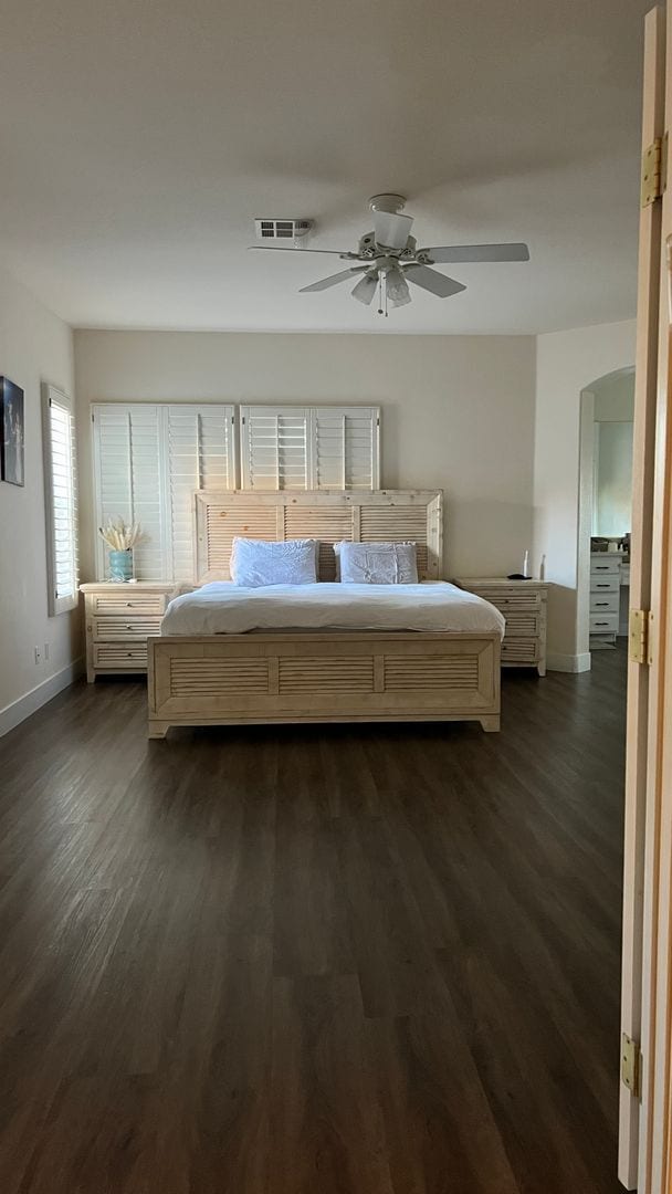 Building Photo - Stunning Fully Remodeled Luxury Home in Peccole Ranch