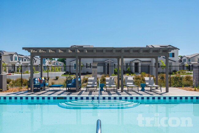 Building Photo - 2183 Comstock Ln