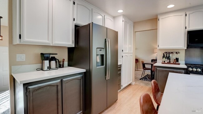 Building Photo - 5270 Arnica Way