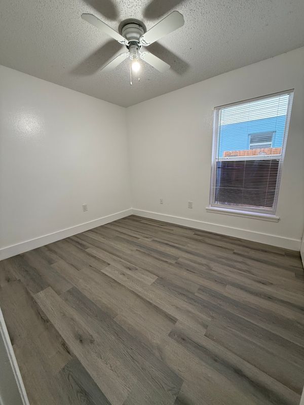 Building Photo - 6921 Long Needle Ct