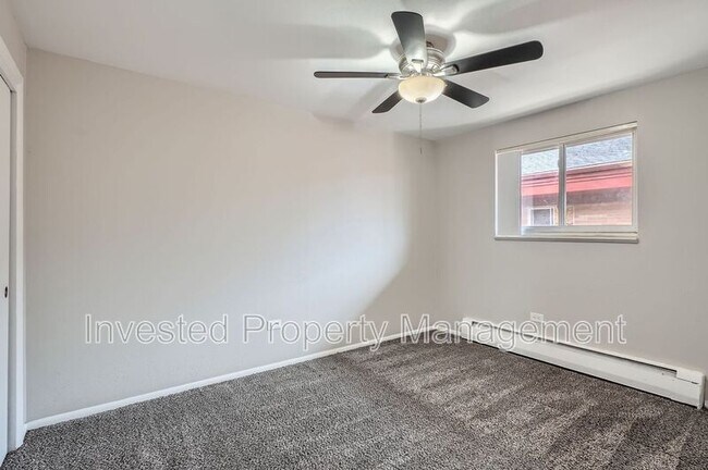 Building Photo - 4260 W 70th Pl