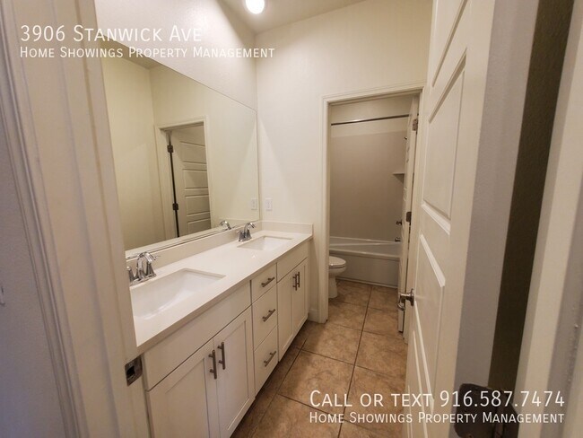 Building Photo - 3906 Stanwick Ave