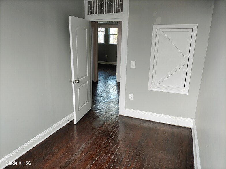 Building Photo - 622 Linnard St